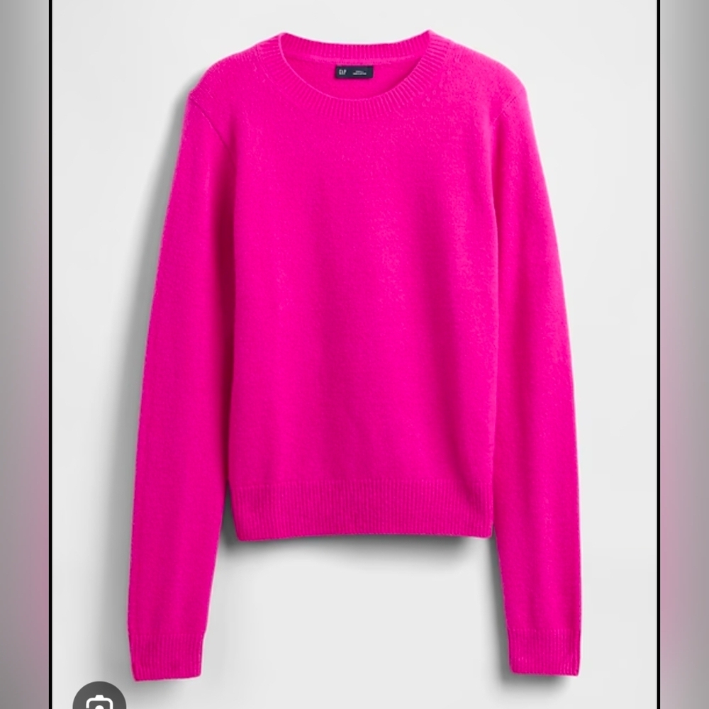 GAP Women's Clashsoft crewneck sweater super neon pink